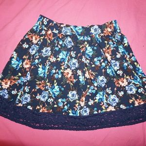 Lace trim floral skirt